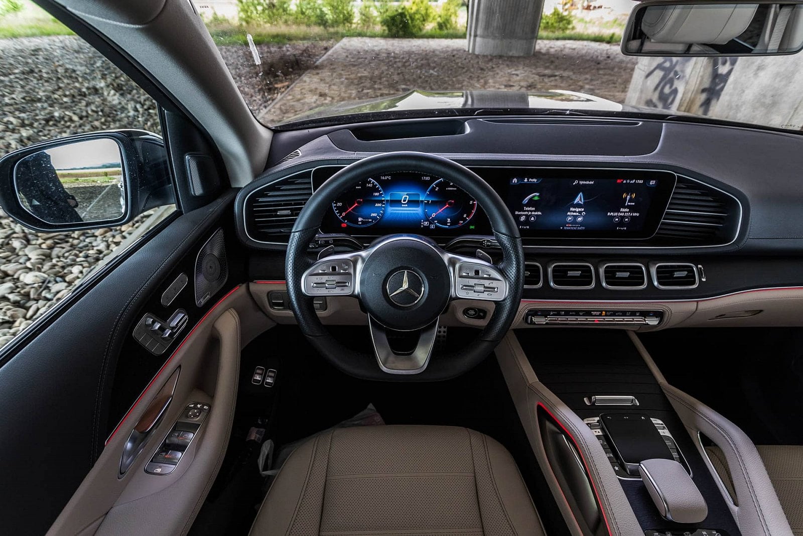 2020-06-mercedes-benz-gls-17.jpg