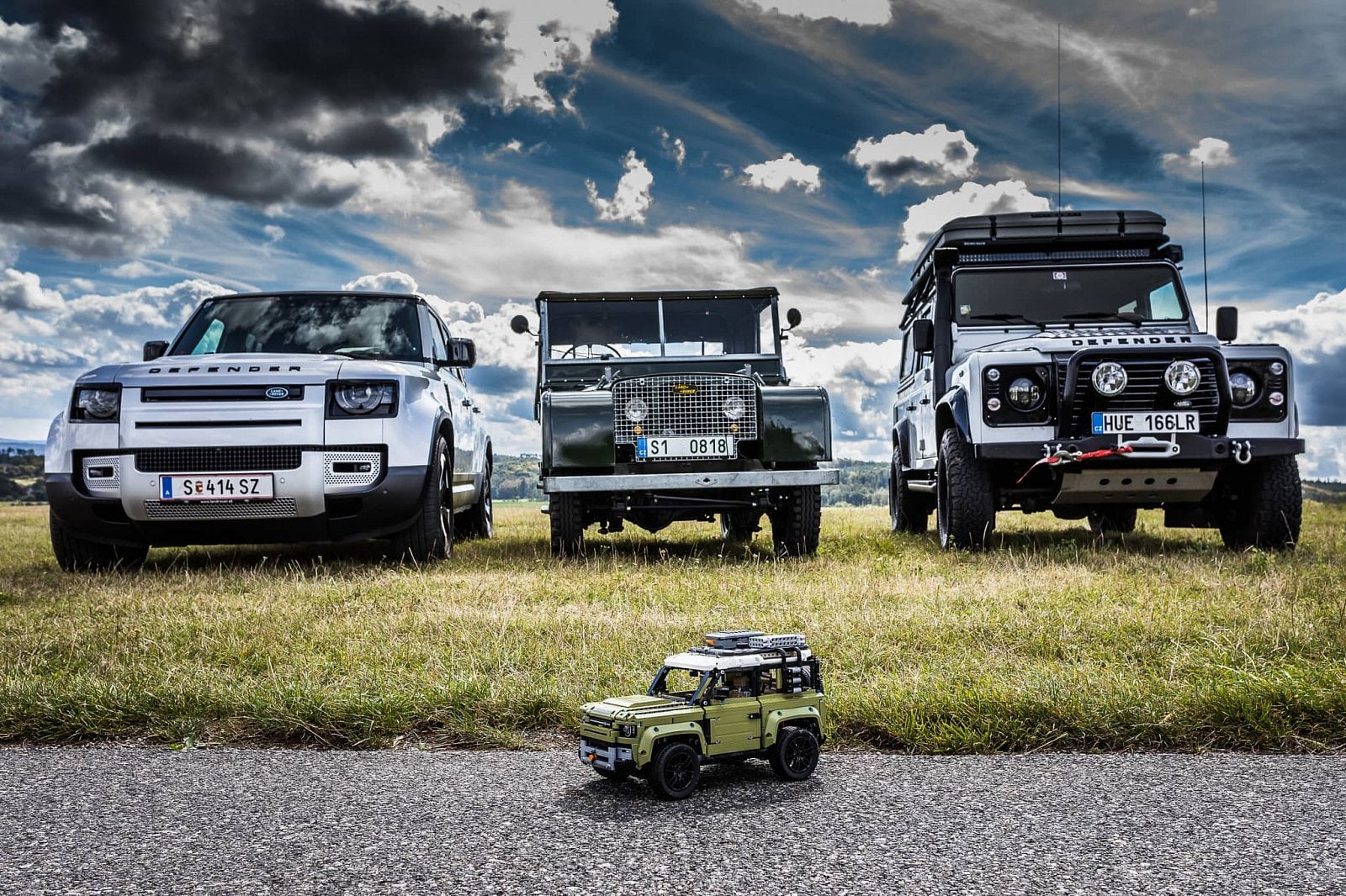 2020-10-lr-defender-a-predchudci-18.jpg