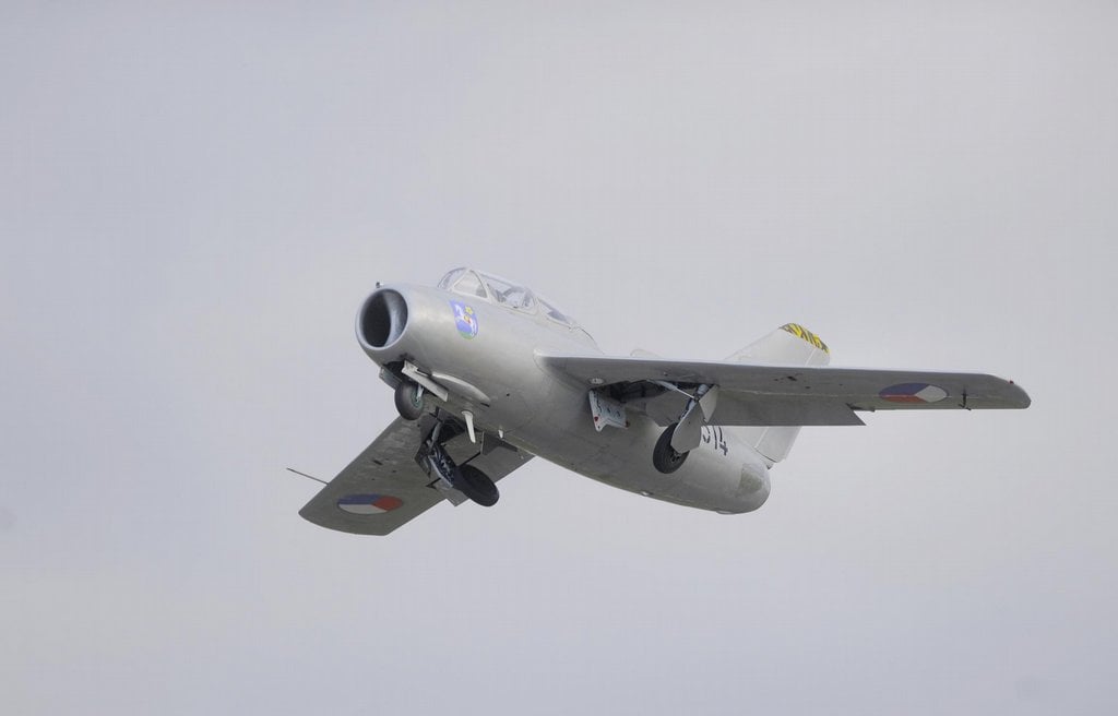 2018-08-na-c48deskc3a9-nebe-se-po-58-letech-vrc3a1til-mig-15-2.j
