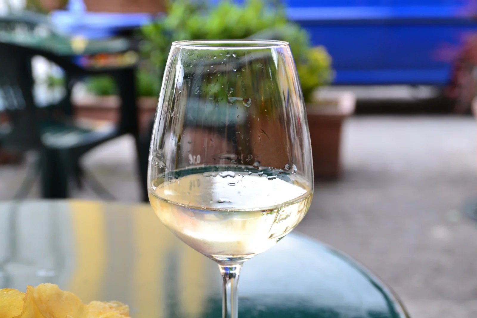 K alkoholickým nápojům je potřeba přistupovat s rozumem a opatrně, protože jsou vysoce kalorické. U výjimečných příležitostí si lze v menším množství dopřát třeba vinný střik.