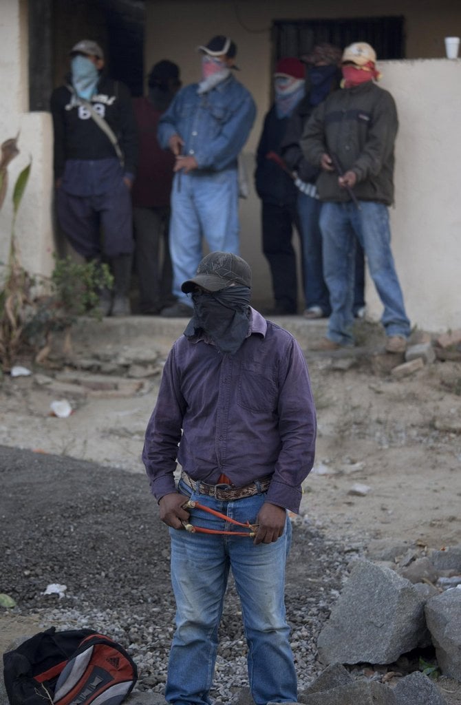 2013-08-mexic48danc3a9-se-chtc49bjc3ad-brc3a1nit-se-zbranc49bmi-