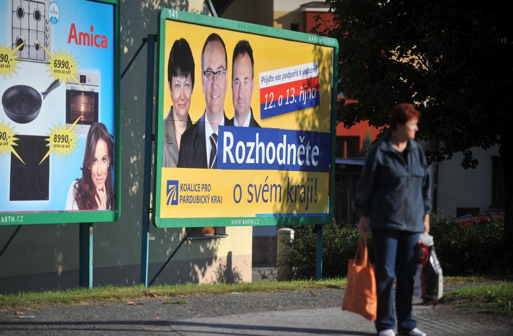 2010-01-plakc3a1tovacc3ad-plochy-opanovala-volebnc3ad-kampac588-