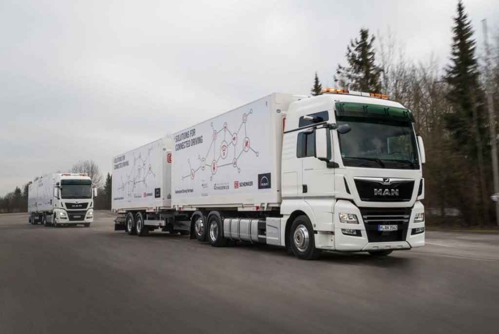 2016-07-platooning-man.jpg