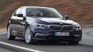 Náhledový obrázek - BMW řady 5 (G30) schválně poruší rychlostní omezení a ovládat ho můžete na dálku