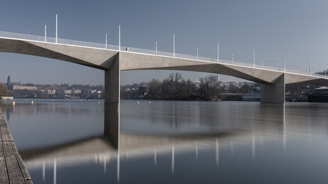 Praha se dočkala nového mostu. Tamní MHD zažije největší změnu za posledních 10 let