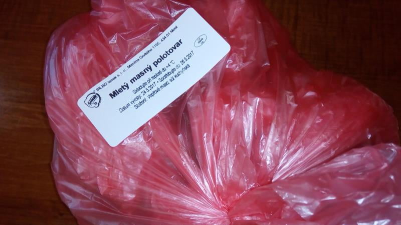 Bilbo šmak, Most: Mletý masný polotovar (z vepřového masa) - ve vzorku byla prokázána přítomnost Salmonella spp., která může způsobit onemocnění salmonelózou