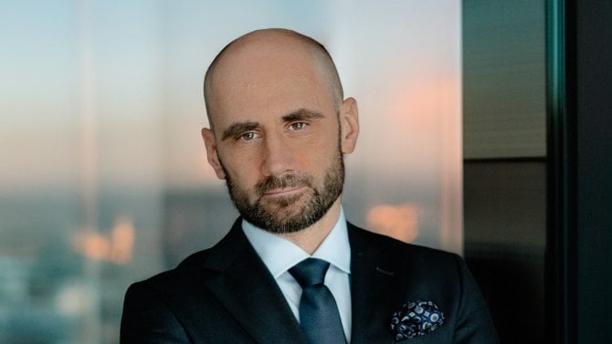 Nový šéf financí NN životní pojišťovny a penzijní společnosti bude Szymon Ozóg