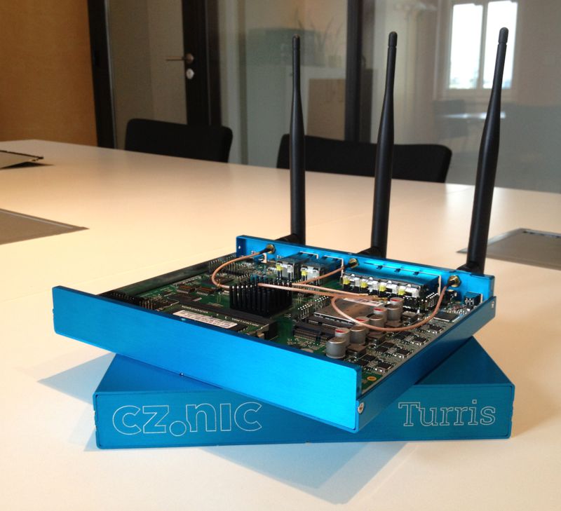 Turris router (prototyp)
