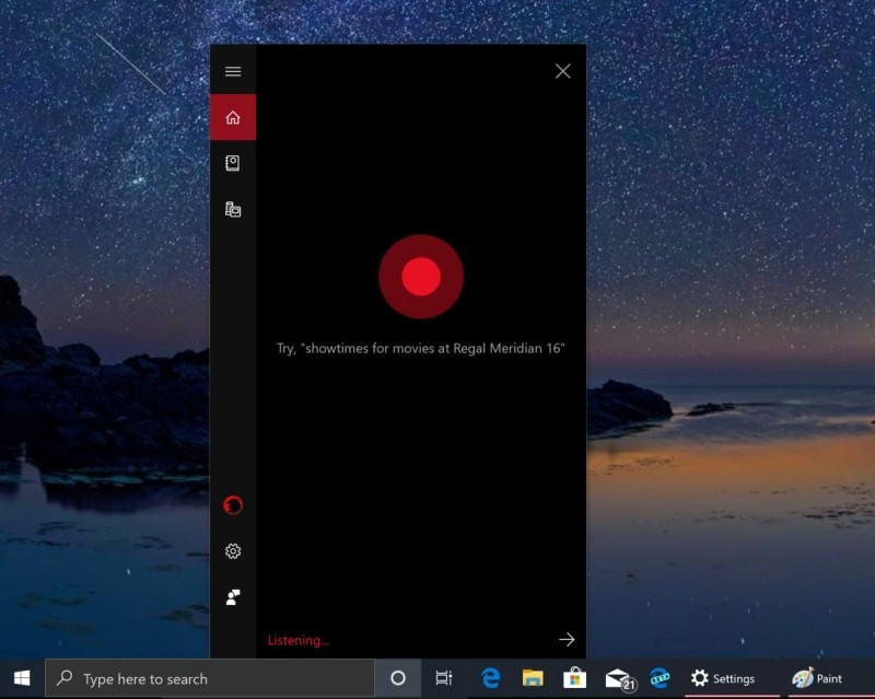 Ne, Cortana není žádným ďábelským nástrojem – zde jenom přebrala barvu pozadí, kterou jste si nastavili buď vy, nebo operačním systém Windows