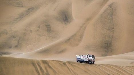 Náhledový obrázek - Jen kousek od Afriky. Rallye Dakar se přesunula blíže ke svému rodišti