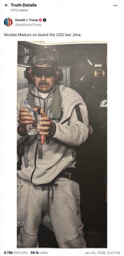 Zatčený Nicolá Maduro v teplákové soupravě Nike Tech