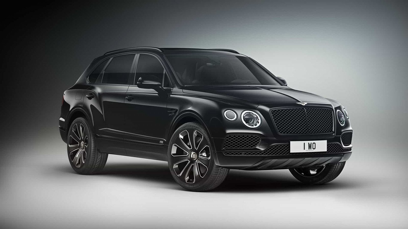 2019-04-Bentayga-Design-Series-Onyx.jpg