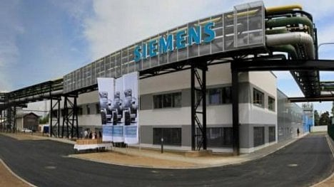 Náhledový obrázek - Siemens v nové hale na elektromotory vytvořil 200 pracovních míst