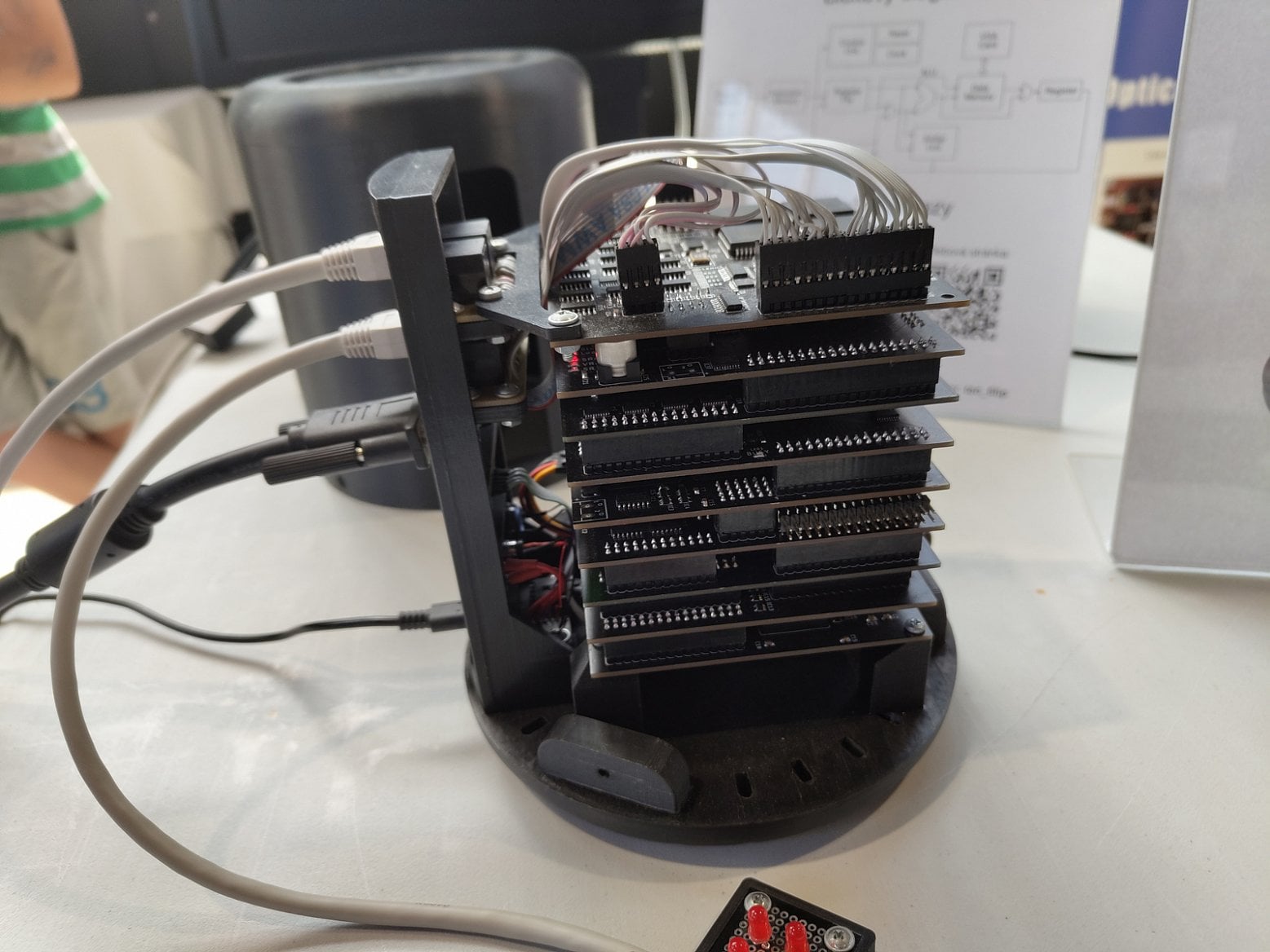 Pineapple ONE: Český procesor postavený na RISC-V