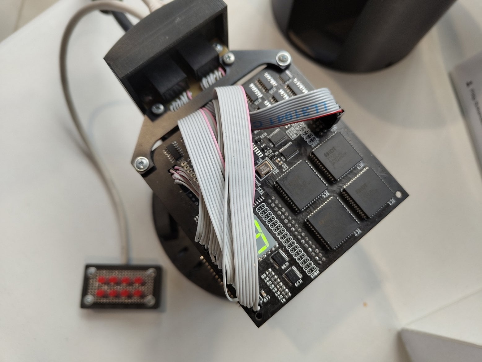 Pineapple ONE: Český procesor postavený na RISC-V