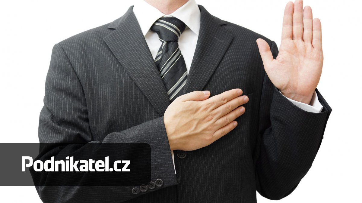 Srážková daň se zruší, povinnost podávat přiznání ale nebude, slibuje ministerstvo