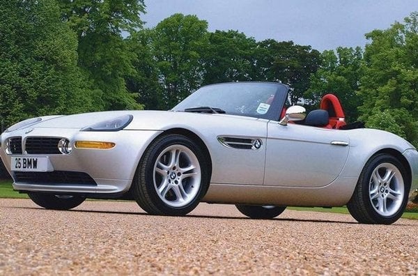 2014-09-bmw-z8.jpg