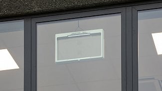 T-Mobile a skleněné antény