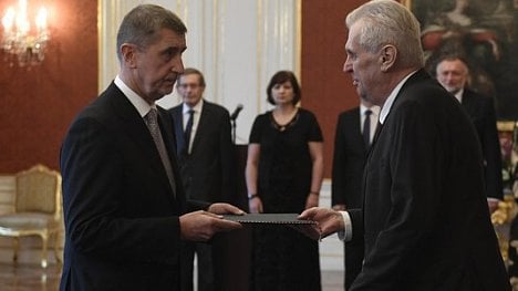 Náhledový obrázek - Prezident Zeman jmenoval Babiše premiérem