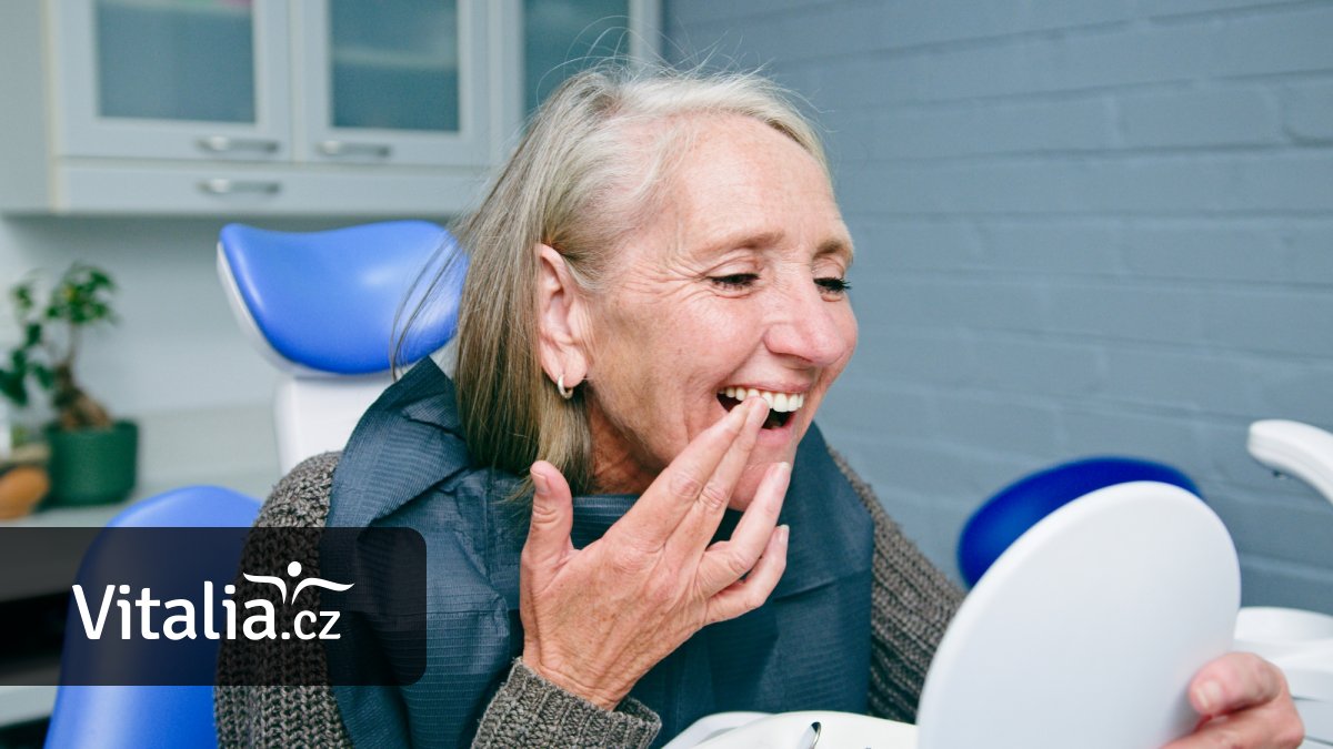 Uštíplý či nerovný zub se dá levněji dostavět materiálem na plomby místo korunek