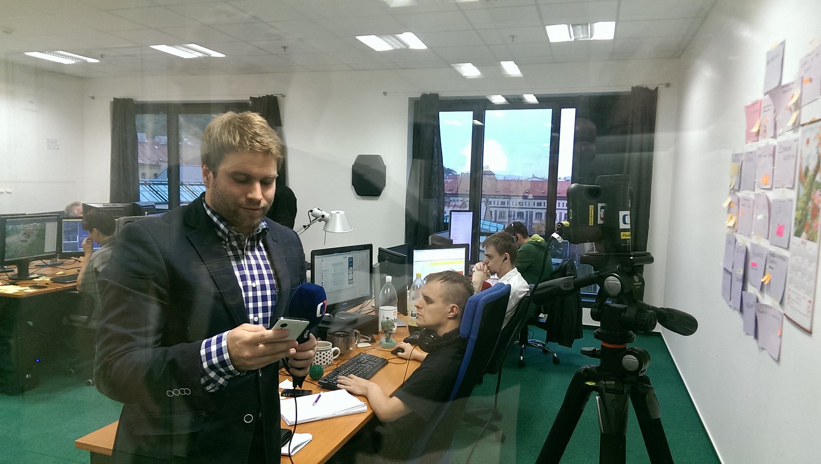 Jak vzniká #mojo reportáž ve Warhorse Studios?