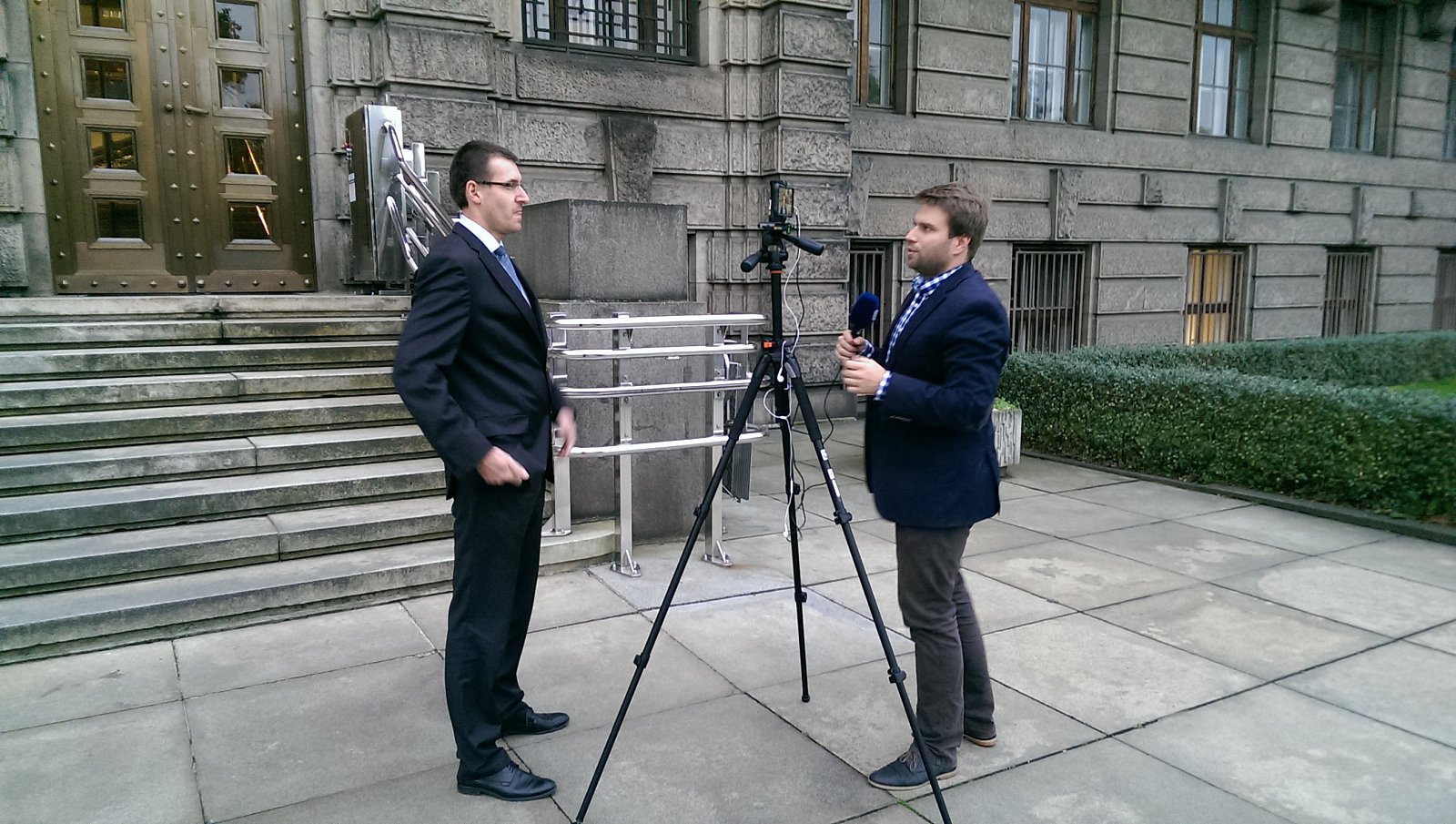 Jak vzniká #mojo reportáž ve Warhorse Studios?