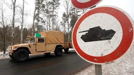 Náhledový obrázek - Brusel vydá miliardy na zpevnění evropských silnic pro průjezd tanků směr Rusko