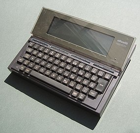 Olivetti M10 – ideální mobilní počítač pro hackery v roce 1984