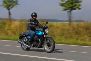 Moto_Guzzi_V7IIISpecial_2017_VN (27)