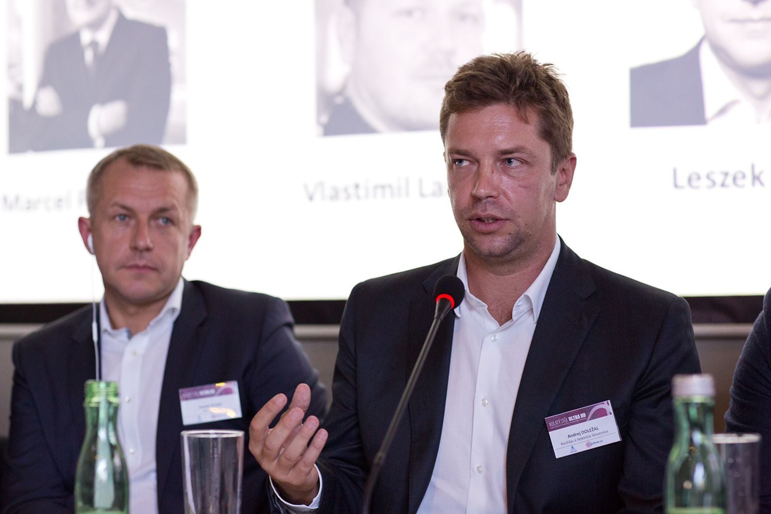 Kulatý stůl Ultra HD 2016