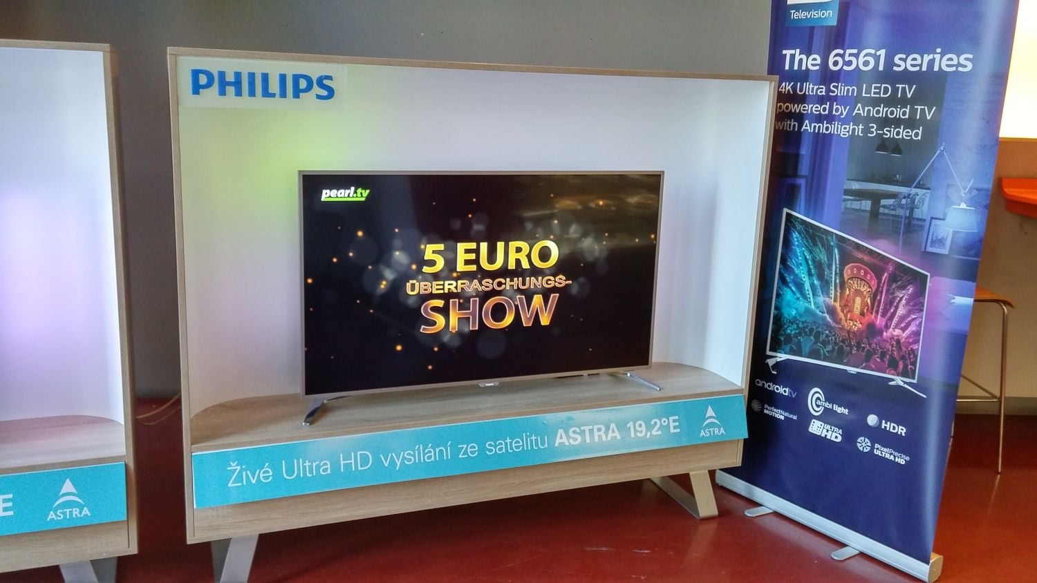 Kulatý stůl Ultra HD 2016