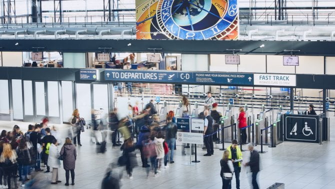 Letecká doprava v Česku loni dál rostla. Ostravské a českobudějovické letiště hlásí nový rekord, Karlovy Vary naopak 50procentní propad