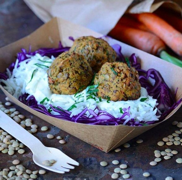 Street food je hitem. A začít s ním zvládnete i bez půjčky.