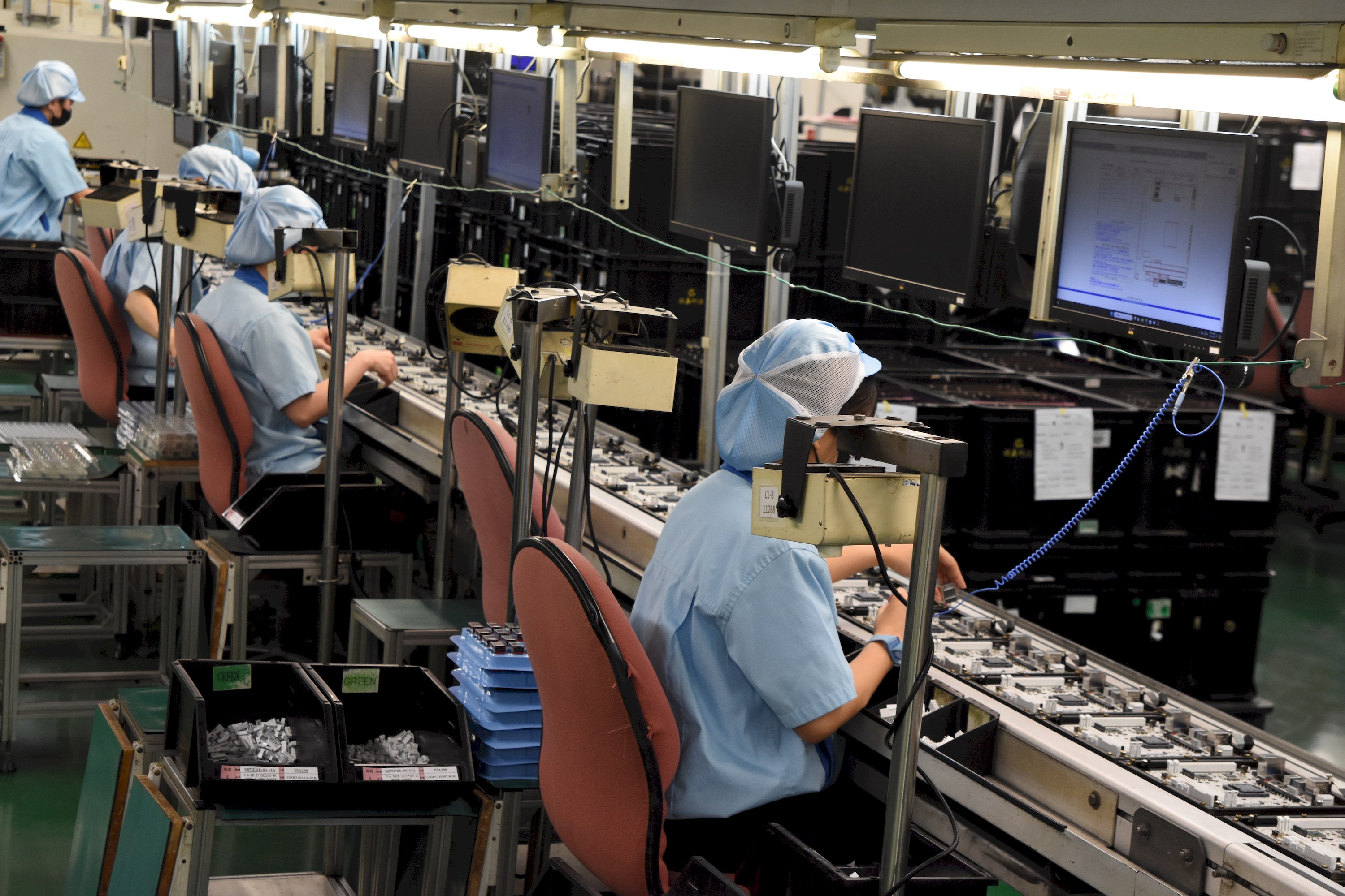 Exkurze v továrně Gigabyte na základní desky a grafické karty