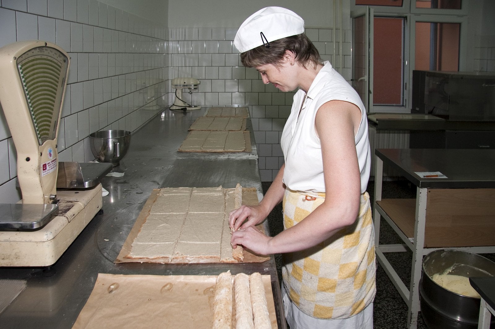 V provozu cukrárny a pekárny AVOS