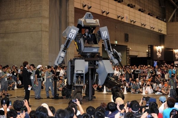 2012-04-robot-kuratas-5.jpg