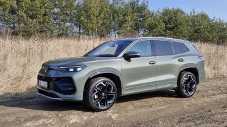 Náhledový obrázek - Test: Volkswagen Tayron 2.0 TDI 4Motion (142 kW) má důležitý úkol, který plní skoro na jedničku