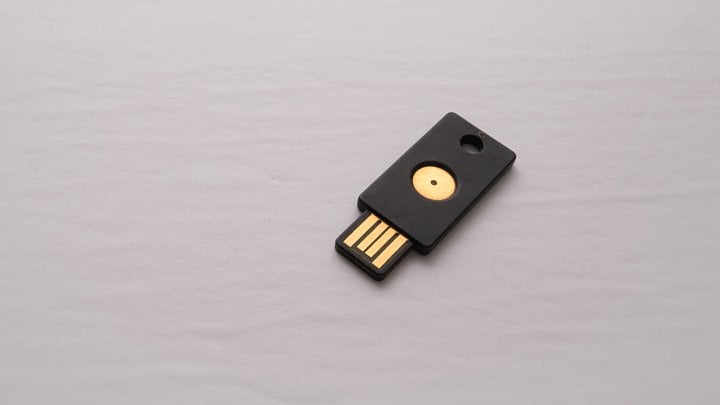 Externí USB klíč pro ověřování