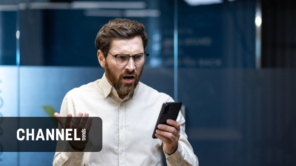IDC: Samsung a Apple obstály, globální trh chytrých telefonů ale oslabil o 4 %