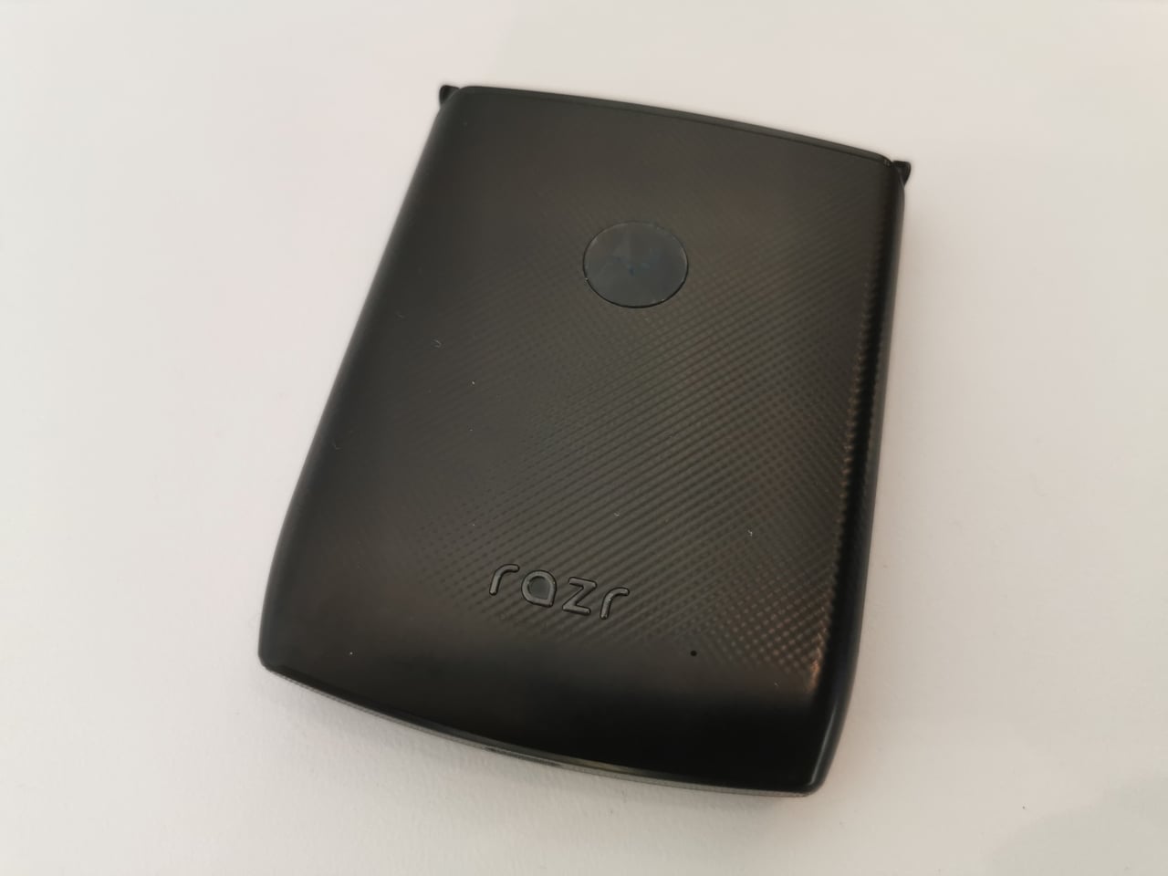 Motorola RAZR se vrací, má Android a ohebný displej