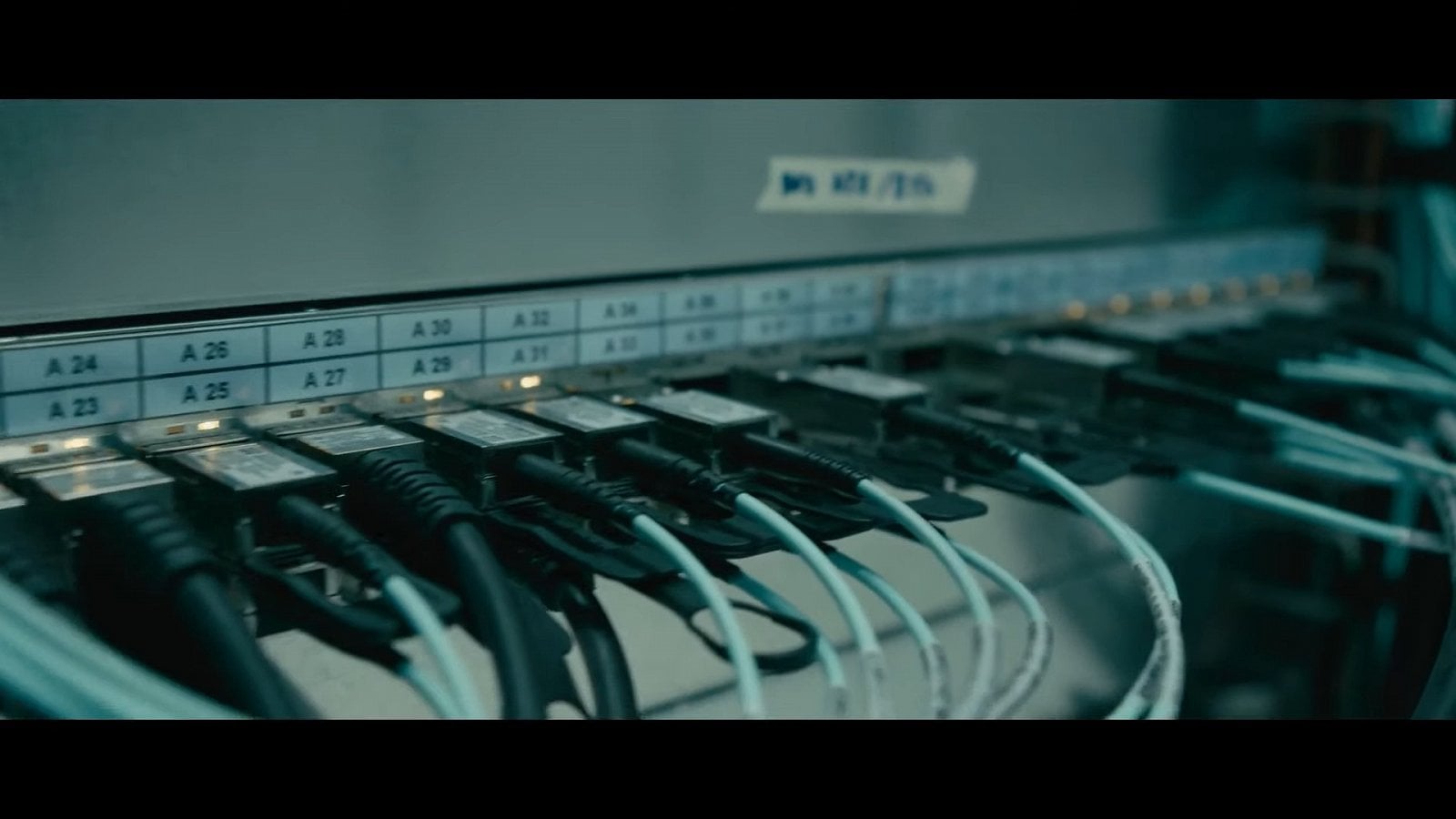 Propojení zajišťuje InfiniBand HDR200 s rychlostí 200Gbps.