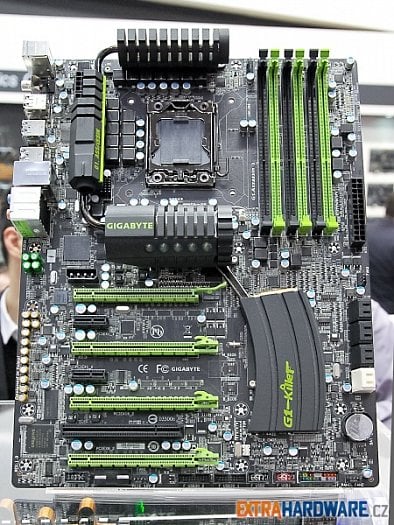 CeBIT 2011 - Gigabyte 8