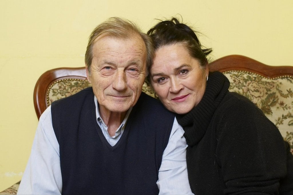 2016-08-den-pc599ed-svc3bdmi-osmdesc3a1tinami-zemc599el-herec-br