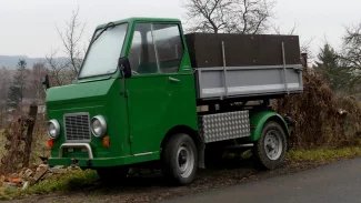 Náhledový obrázek - Rachotivé, hlučné, a hlavně pomalé vozítko: Multicar se osvědčil nejen v Československu, ale všude, kam se dostal
