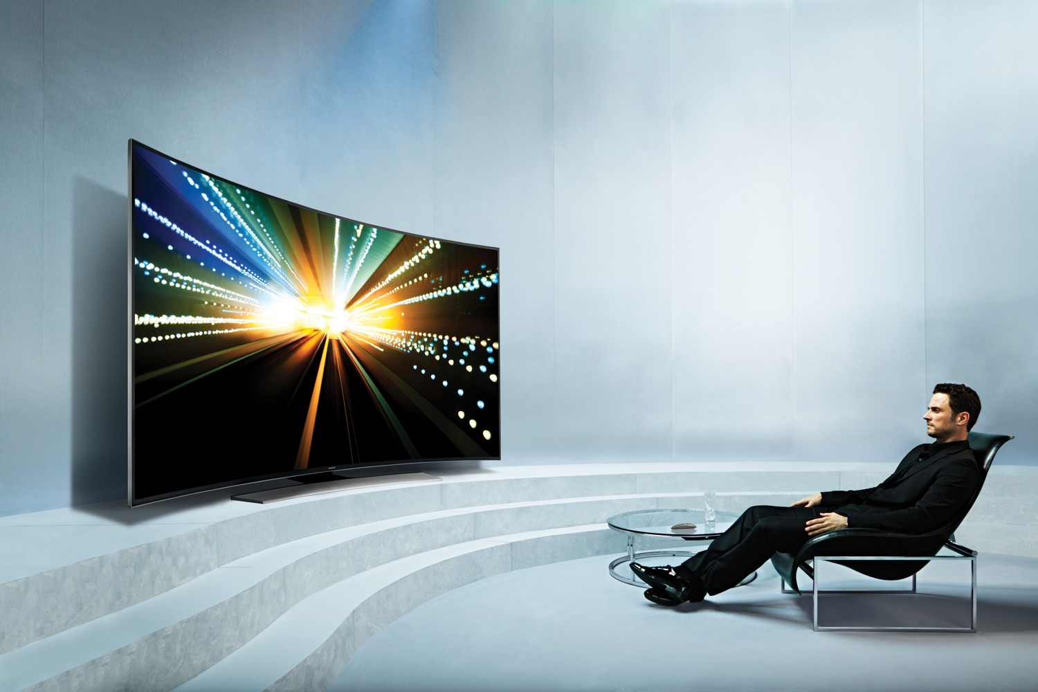 Prohnuté Ultra HD televizory Samsung pro rok 2014