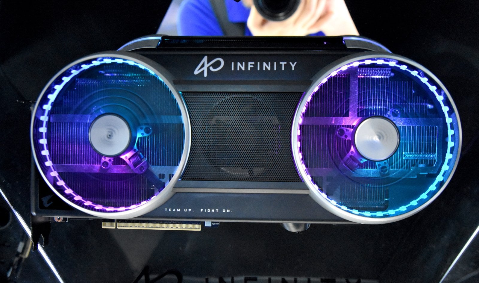 Grafické karty GeForce RTX 5000 od Gigabyte - chlazení WindForce HyperBurst