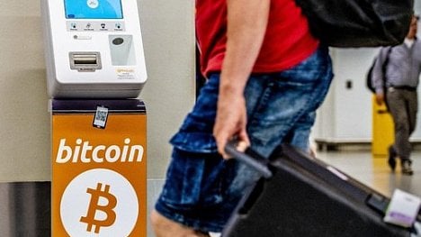 Náhledový obrázek - Malware za půl milionu umožní krást bitcoiny z bankomatu