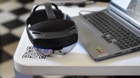 Takto vypadají moderní obranné technologie vyvíjené na ČVUT. Vedle autonomních vozů přitahují pozornost i sítě