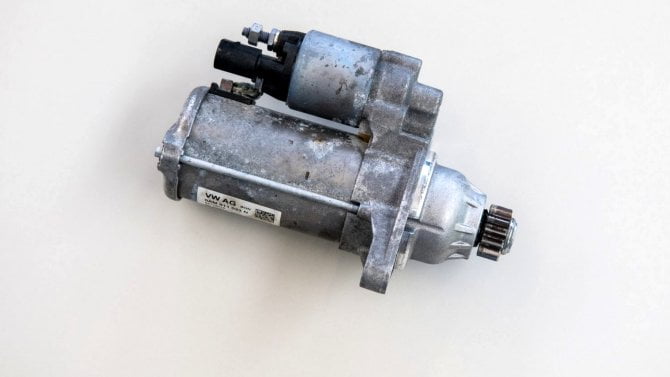 Otočit klíčkem a motor běží. 115 let dlouhá historie startéru, jak jej známe a používáme