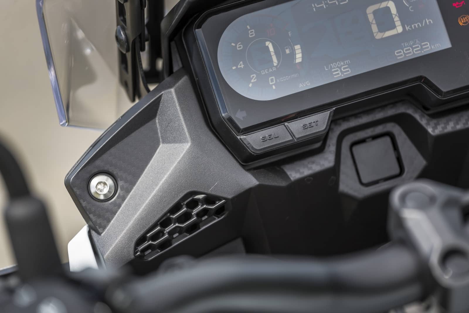 2020-08-aDMB2019_HondaCB500X-0408.jpg